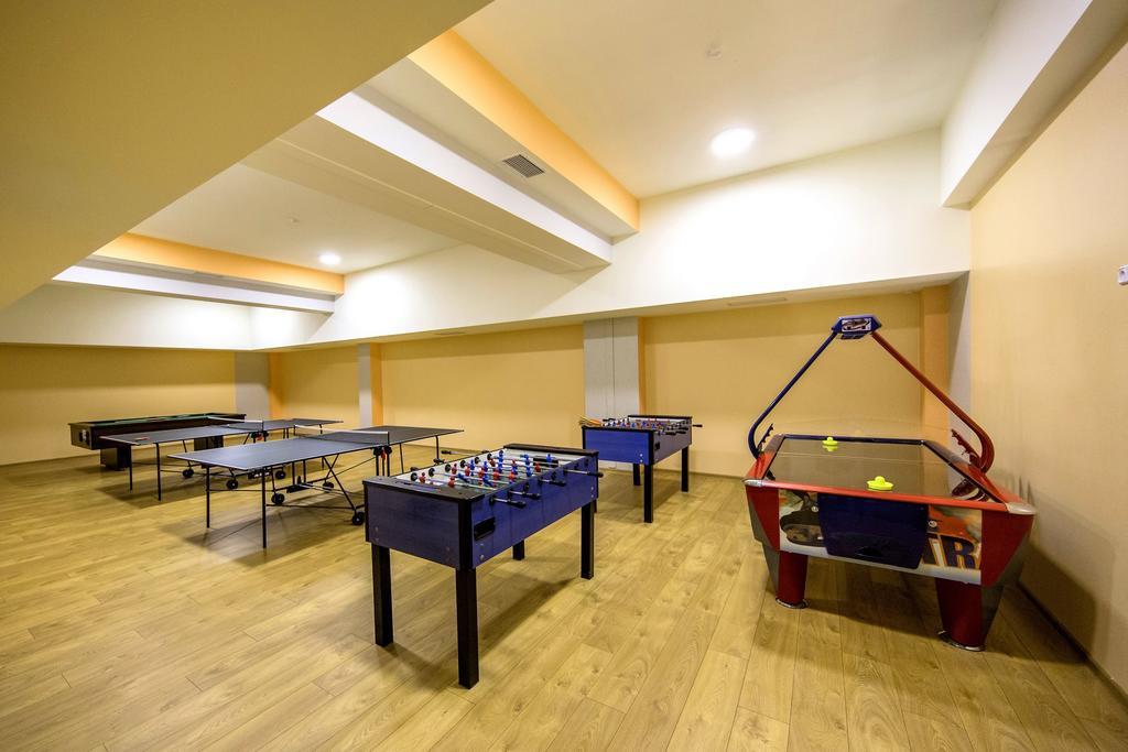 Grand Stasinda Bal Sylwestrowy Animacje Impreza Integracyjna Dwa Posilki Bogaty Bufet Baseny Kregielnia Grota Sauny Squash Silownia Place Zabaw Widoki 1000Mnpm Bukowina Tatrzańska Buitenkant foto